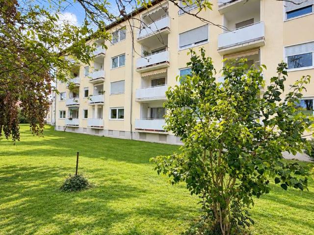 Lichtdurchflutete 2 Zimmer Wohnung mit Westbalkon in ruhiger, zentrumsnaher Lage in Erding St. Paul