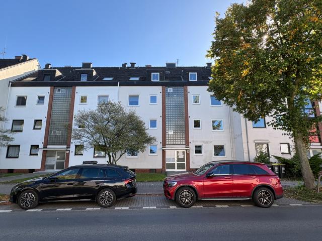 Lichtdurchflutete 2 Zimmer Wohnung mit Balkon in Rumeln Kaldenhausen