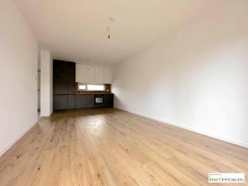 Lichtdurchflutete 2 Zimmer Wohnung mit Balkon und Stellplatz!