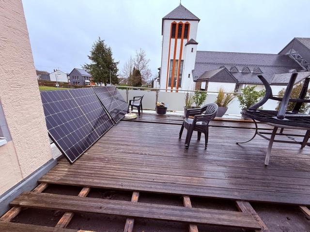 Lichtdurchflutete 2 Zimmer Wohnung mit Dachterrasse