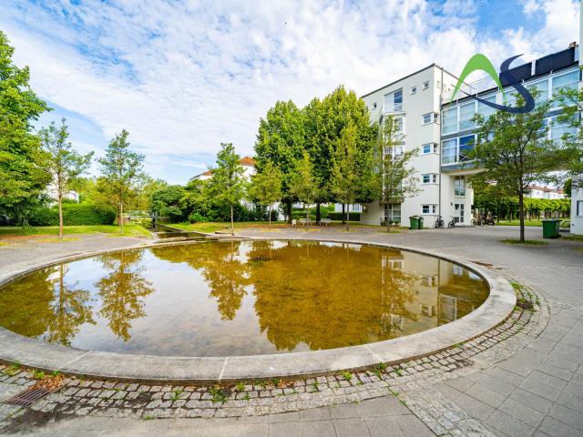 Lichtdurchflutete 2 Zimmer Wohnung mit EBK und TG Stellplatz im beliebten Stadtwesten