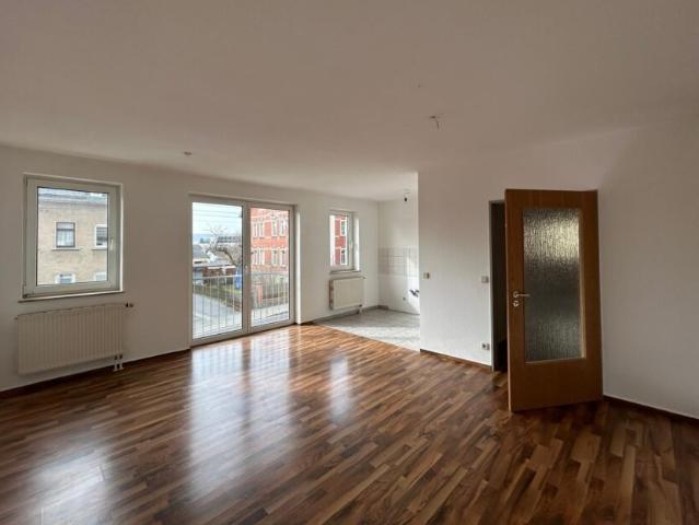 Lichtdurchflutete 2 Zimmer Wohnung mit franz. Balkon in Seifhennersdorf