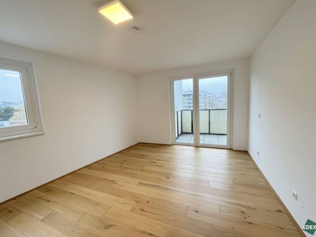 Lichtdurchflutete 2 Zimmer Wohnung mit großer Terrasse | WOHNEN IN ST. GOTTHARD