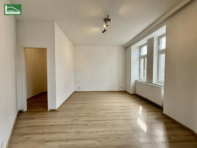 Lichtdurchflutete 2 Zimmer Wohnung mit praktischer Raumaufteilung ab sofort beziehbar!