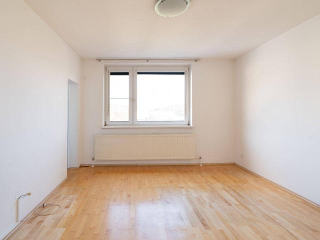 Lichtdurchflutete 2 Zimmer Wohnung, Nähe JKU ZU MIETEN