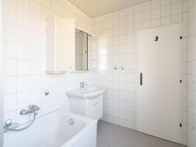Lichtdurchflutete 2 Zimmer Wohnung, Nähe JKU