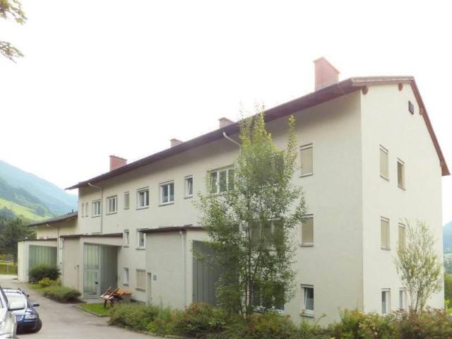 Lichtdurchflutete 2 Zimmer Wohnung im Obergeschoss mit Balkon geförderte Miete ODER geförderte Miete mit Kaufoption 2 Zimmer