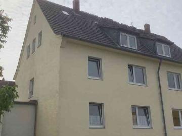 Lichtdurchflutete 2 Zimmer Wohnung im Dachgeschoss