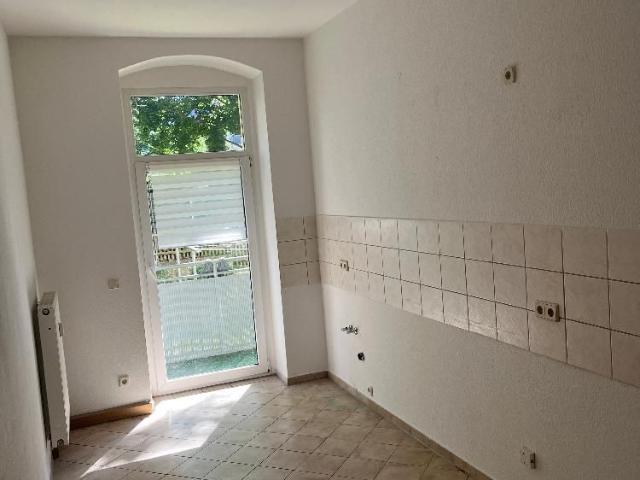 Lichtdurchflutete 2 Zimmer Wohnung im Erdgeschoss – ca. 60 m² mit Balkon!