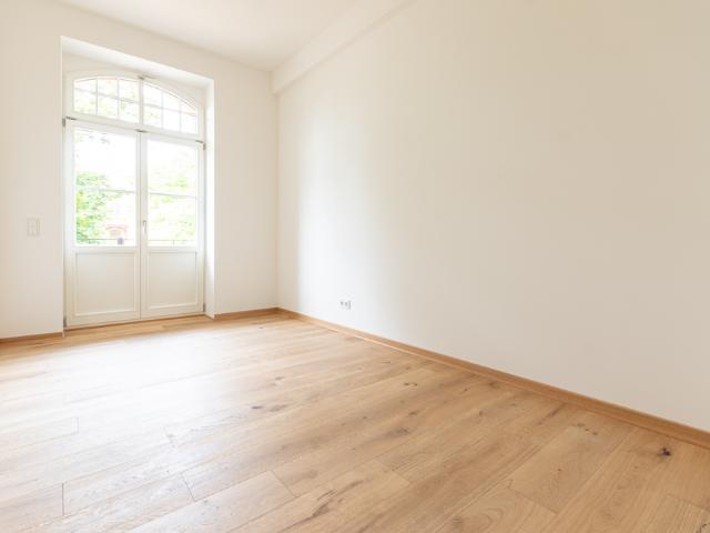 Lichtdurchflutete 2 Zimmer Wohnung im Grünen