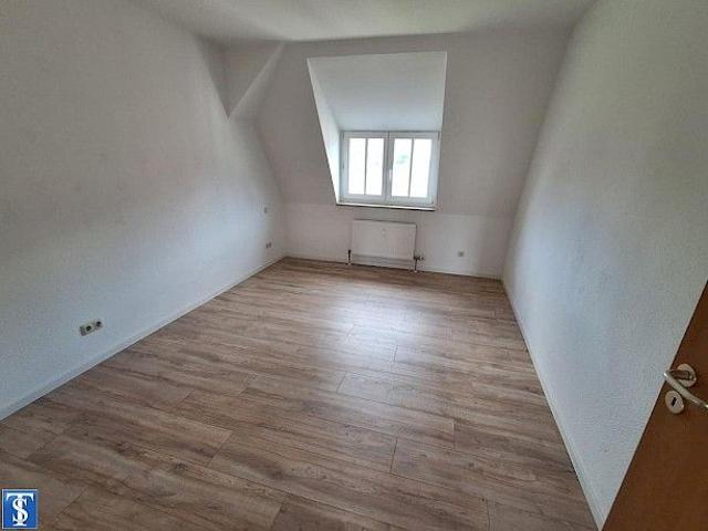 Lichtdurchflutete 2 Zimmer Wohnung in zentraler Lage Bahnhofsnähe