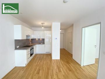 Lichtdurchflutete 2 Zimmer Wohnung zwischen SCN und Lorettowiese!