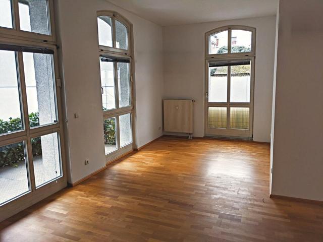 Lichtdurchflutete 3 Zi. Wohnung in GoHo zum Kauf von privat
