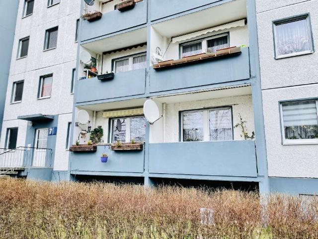 Lichtdurchflutete 3 Zimmer Wohnung mit viel Platz und grüner Umgebung