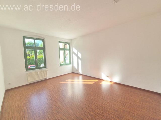 Lichtdurchflutete 3 Zimmer Wohnung mit Balkon im ruhigen und familienfreundlichen Stadtteil Chemnitz Hilbersdorf