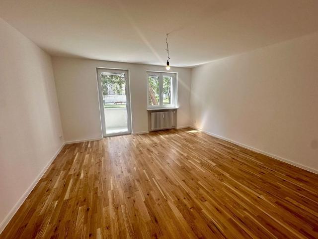 Lichtdurchflutete 3 Zimmer Wohnung mit Balkon und 62,15 m² in München – Werinherstraße