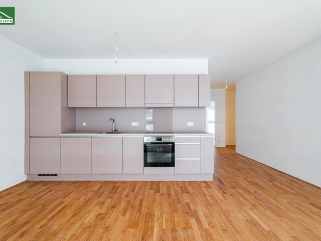 Lichtdurchflutete 3 Zimmer Wohnung mit Freifläche im Village im Dritten – Lifestyle, Freizeit & Infrastruktur optimal