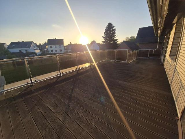 Lichtdurchflutete 3 Zimmer Wohnung mit Kamin und traumhafter 40 m² Terrasse in Hagenburg