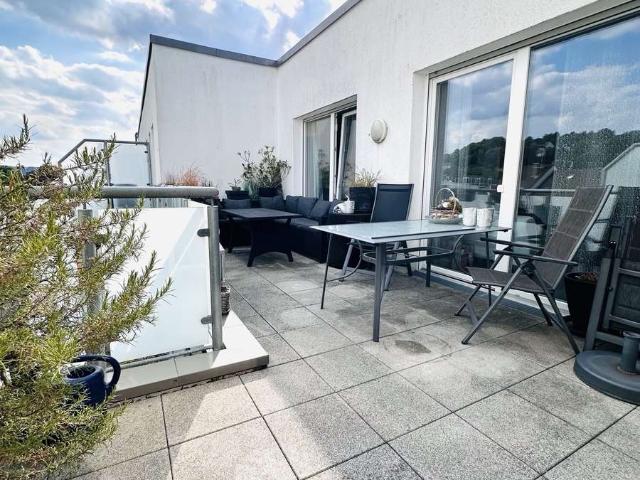 Lichtdurchflutete 3 Zimmer Wohnung mit offener Küche und modernem Grundriss