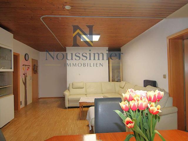 Lichtdurchflutete 3 Zimmer Wohnung mit Panoramablick in Ziegelhausen