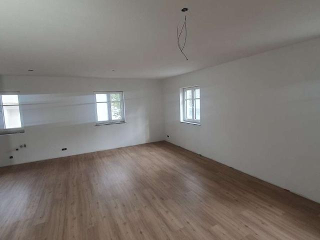 Lichtdurchflutete 3 Zimmer Wohnung Ab 1. Januar 2027