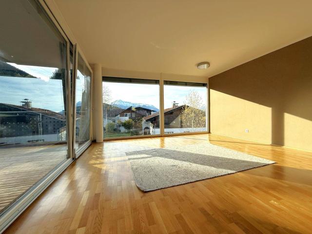 Lichtdurchflutete 3 Zimmer Wohnung in Neu Götzens