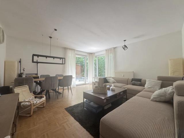 Lichtdurchflutete 3 Zimmer Wohnung in Bergisch Gladbach