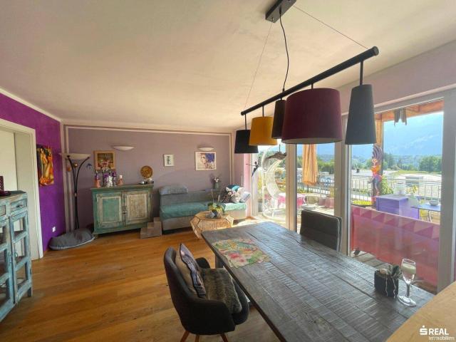 Lichtdurchflutete 3 Zimmer Wohnung in Seeboden ca. 25 m² Panoramaterrasse!