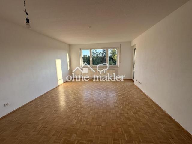 Lichtdurchflutete 3 Zimmer Wohnung | 3.OG | frisch renoviert | Einbauküche, Balkon, Garage