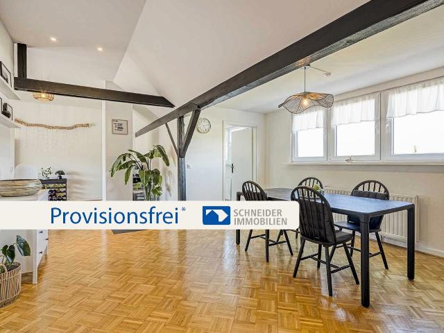 Lichtdurchflutete 3 Zimmer Dachgeschosswohnung mit Stellplatz in Ratingen Ost