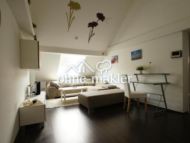Lichtdurchflutete 3 Zimmer Dachgeschosswohnung