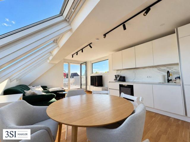 Lichtdurchflutete 3 Zimmer Dachgeschoss Maisonette mit großzügigen Terrassen & Panoramablick nahe Alte Donau