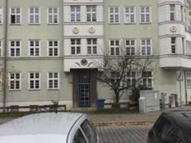 Lichtdurchflutete 3 Zimmerwohnung mit besonderem Schnitt zu vergeben