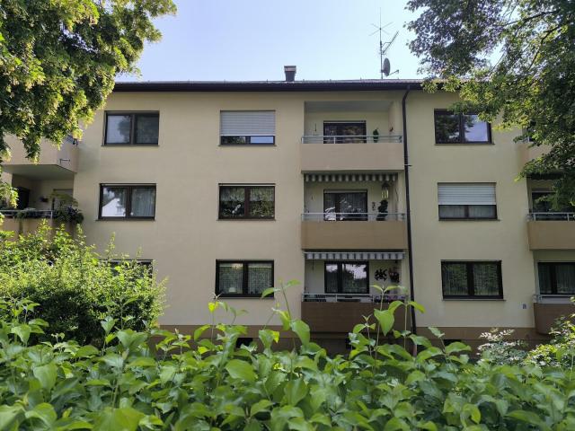 Lichtdurchflutete 3 Zimmerwohnung mit vielen Extras
