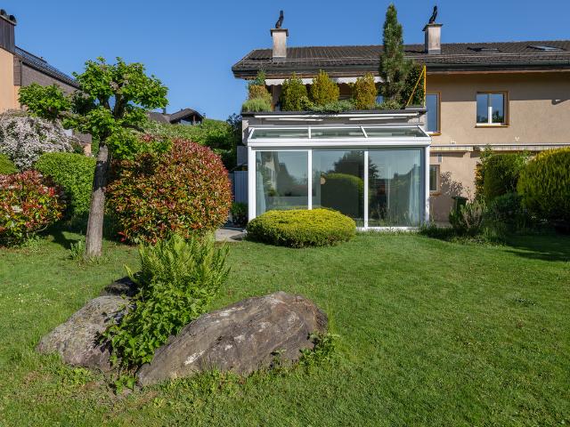 Lichtdurchflutete 3.5 Zimmer Gartenwohnung mit Gestaltungspotenzial