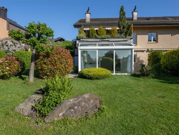 Lichtdurchflutete 3.5 Zimmer Gartenwohnung mit Gestaltungspotenzial