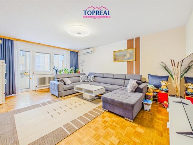 Lichtdurchflutete 3,5 Zimmer Wohnung mit Loggia & Garagenplatz in absoluter Zentrumslage von Wels