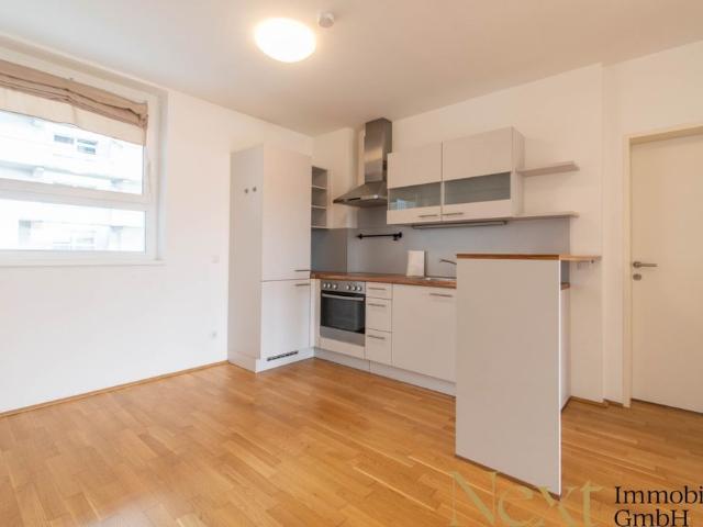 Lichtdurchflutete 3,5 Zimmer Wohnung samt moderner Einbauküche und großzügigem Balkon in Linz zu vermieten!