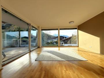 Lichtdurchflutete Terrassenwohnung in Neu Götzens