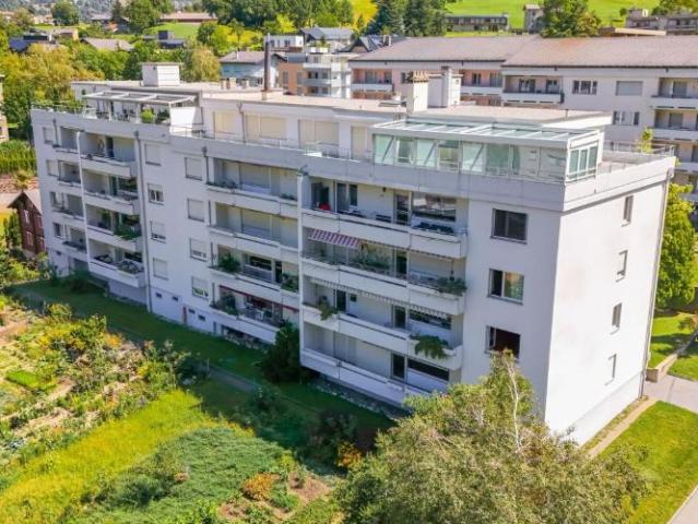 Lichtdurchflutete Wohnung mit Talsicht in familienfreundlichem Quartier