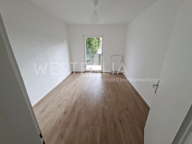 Lichtdurchflutete Wohnung mit Balkon
