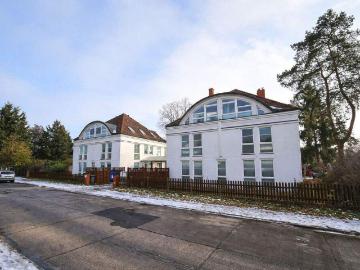 Lichtdurchflutete Wohnung mit effizientem Grundriss in Berlin Bohnsdorf