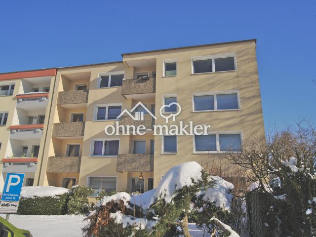 Lichtdurchflutete Wohnung mit Küche und Balkon