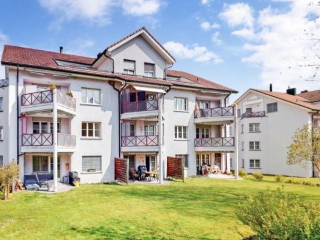 Lichtdurchflutete Wohnung für Singles