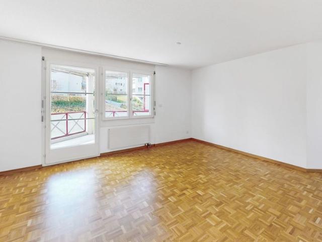 Lichtdurchflutete Wohnung für Singles