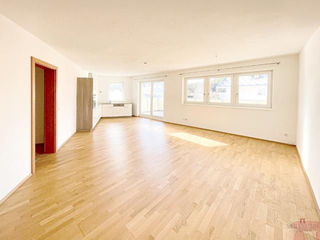 Lichtdurchflutete Wohnung in Aldrans Apartment Nordkettenblick