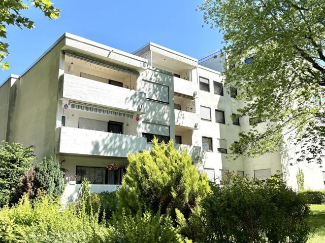 Lichtdurchflutete Wohnung über den Dächern in beliebter Lage Sontheims