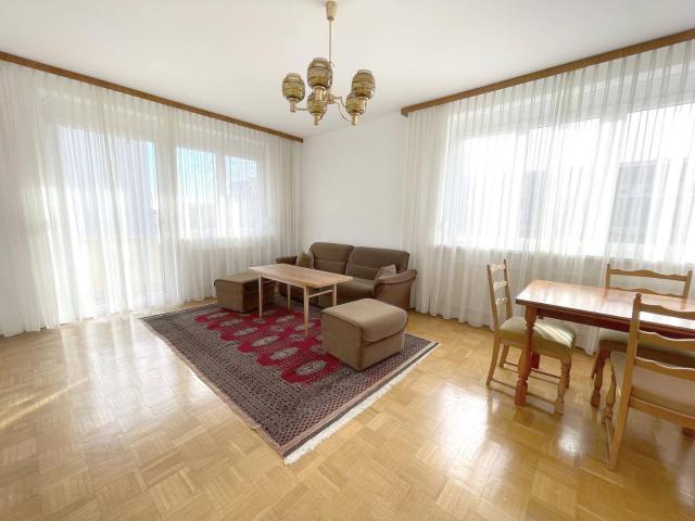 Lichtdurchflutete, barrierefreie Wohnung mit großzügigem Balkon