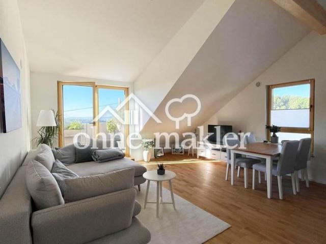 Lichtdurchflutete Dachgeschosswohnung mit Top Ausstattung und weitem Ausblick