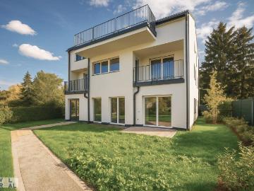 Lichtdurchflutete Dachgeschosswohnung mit großer Terrasse zum Verlieben